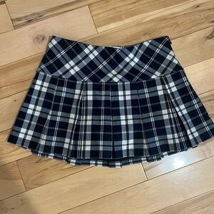 Plaid mini skirt